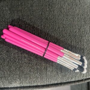 12 pc makeup brushes never used. 2 of each(set of 6)